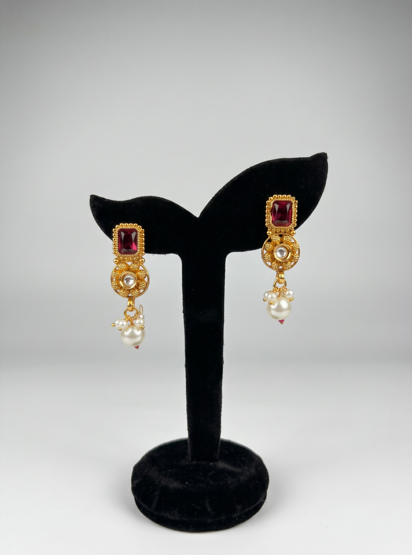 Navratna Kundan Choker