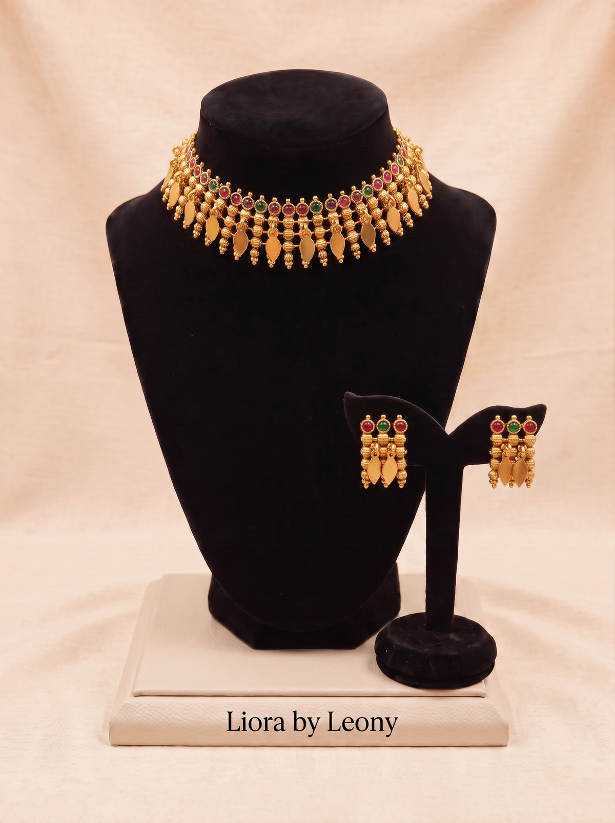 Traditional Elakkathali Choker Set(3 colour options)