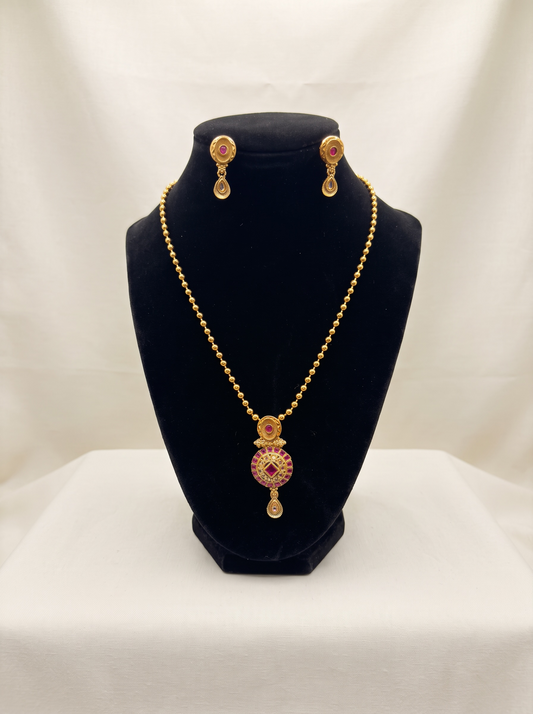 Round Pendant Necklace