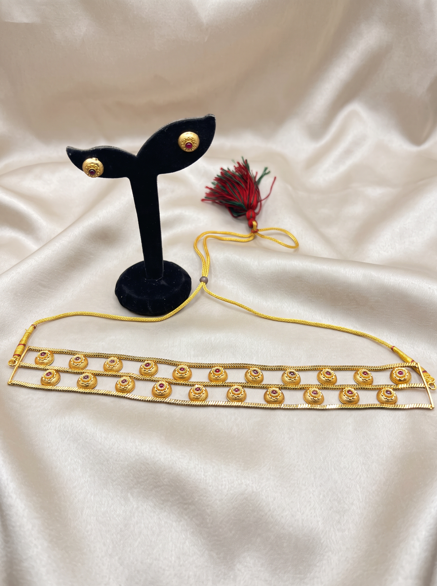 Rani Kemp Choker Set