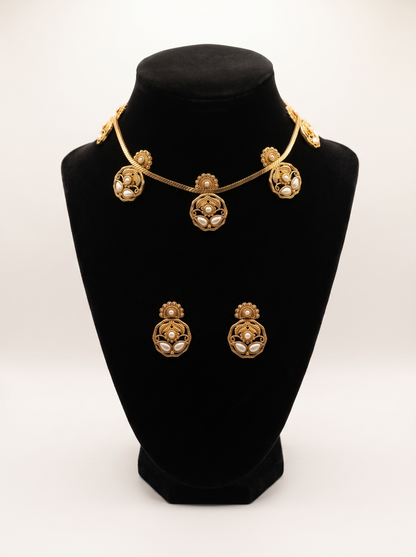 Heritage Petal Necklace Set