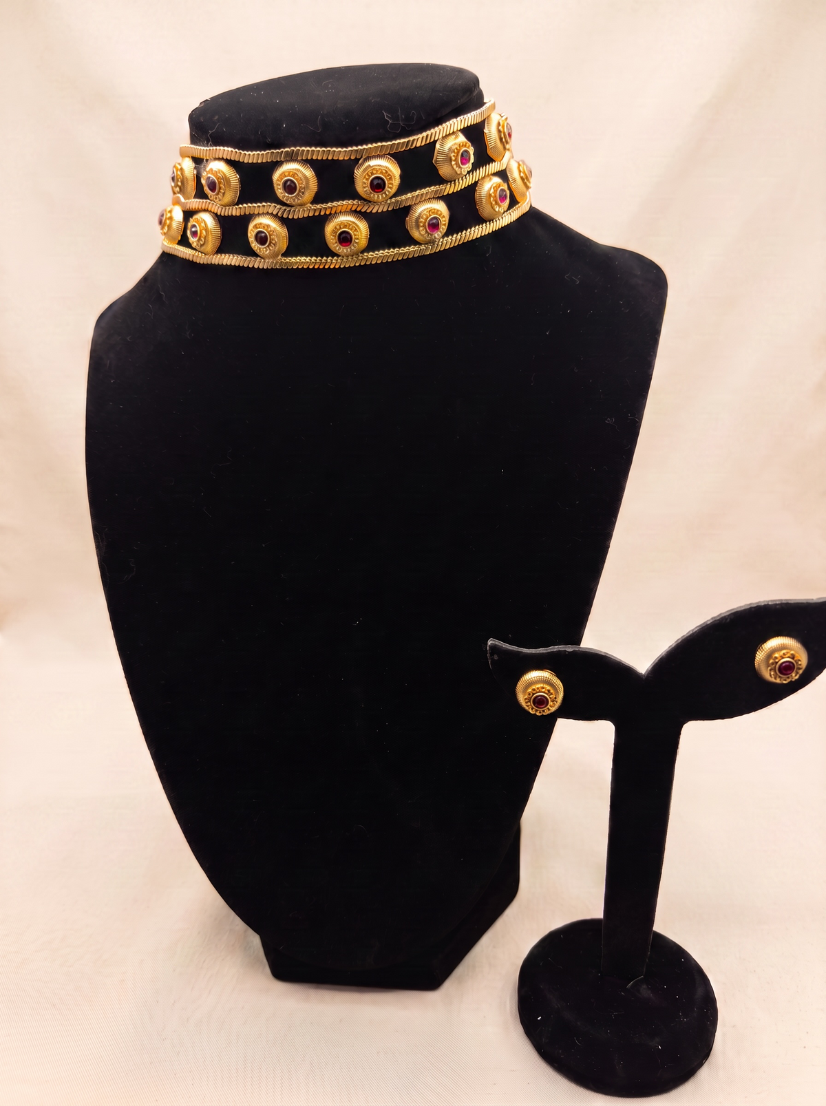 Rani Kemp Choker Set