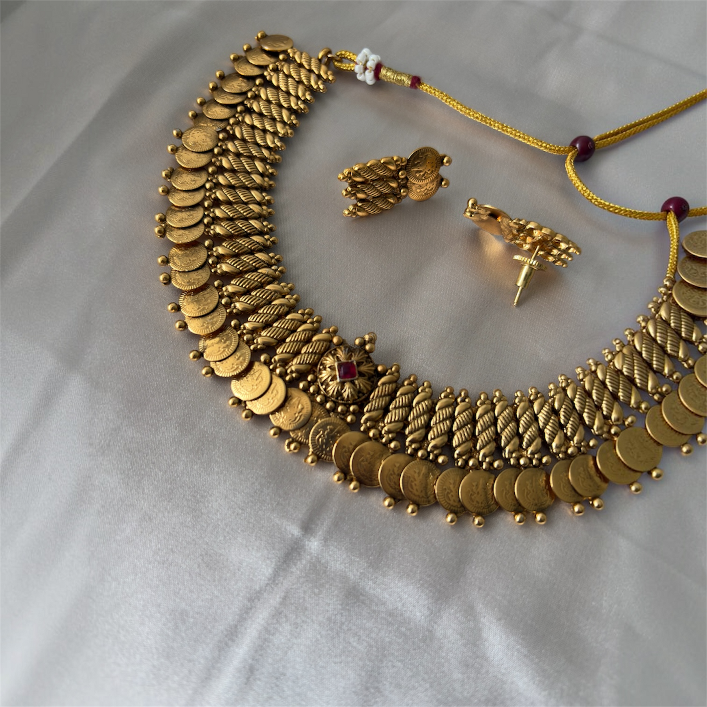 Ruby stone antique Kasumala Choker set