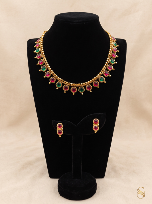 Kemp Bloom Necklace Set