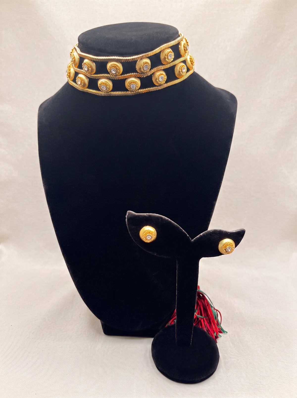 Rani Kemp Choker Set
