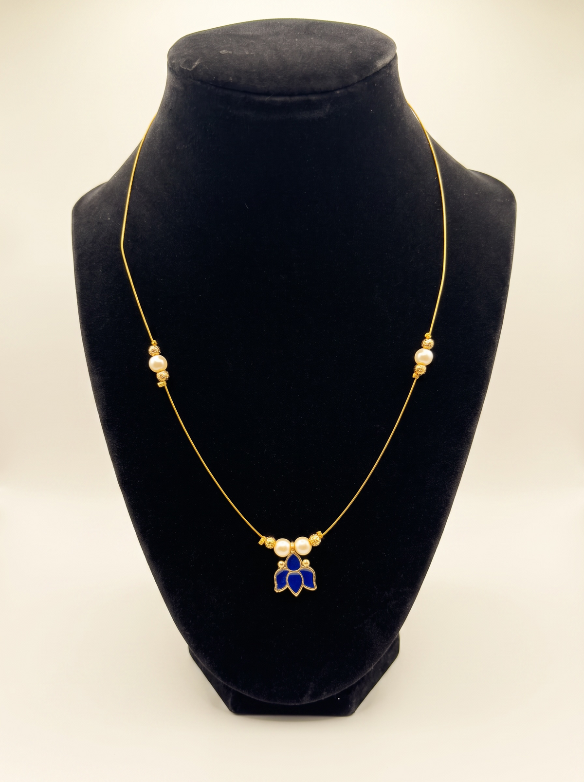 Invisible Chain Necklace with Lotus Pendant – 9 Colour Styles
