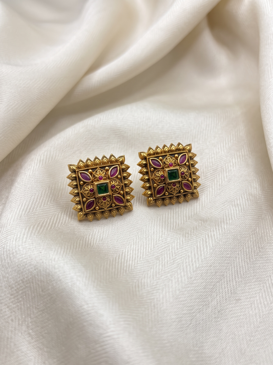 Sunburst Radiance Antique-Finish Stud Earrings