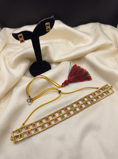 Regal Grid Choker Set