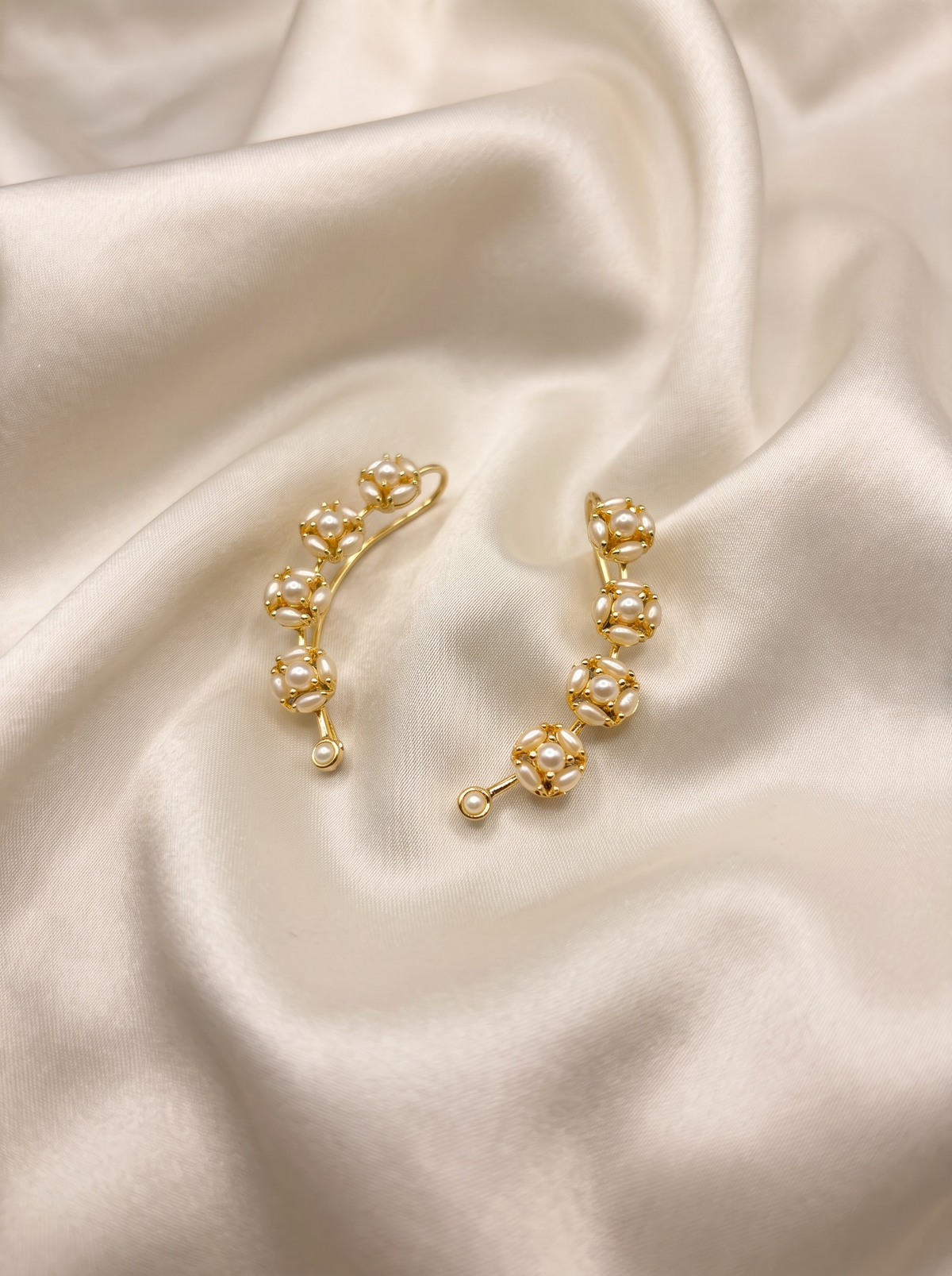 Pearl Bloom Ear Cuff