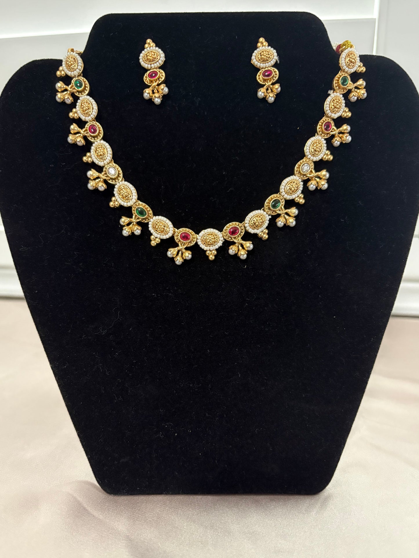 Pearl Vine Heritage Necklace