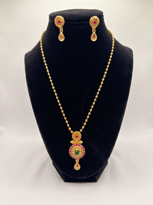 Round Pendant Necklace