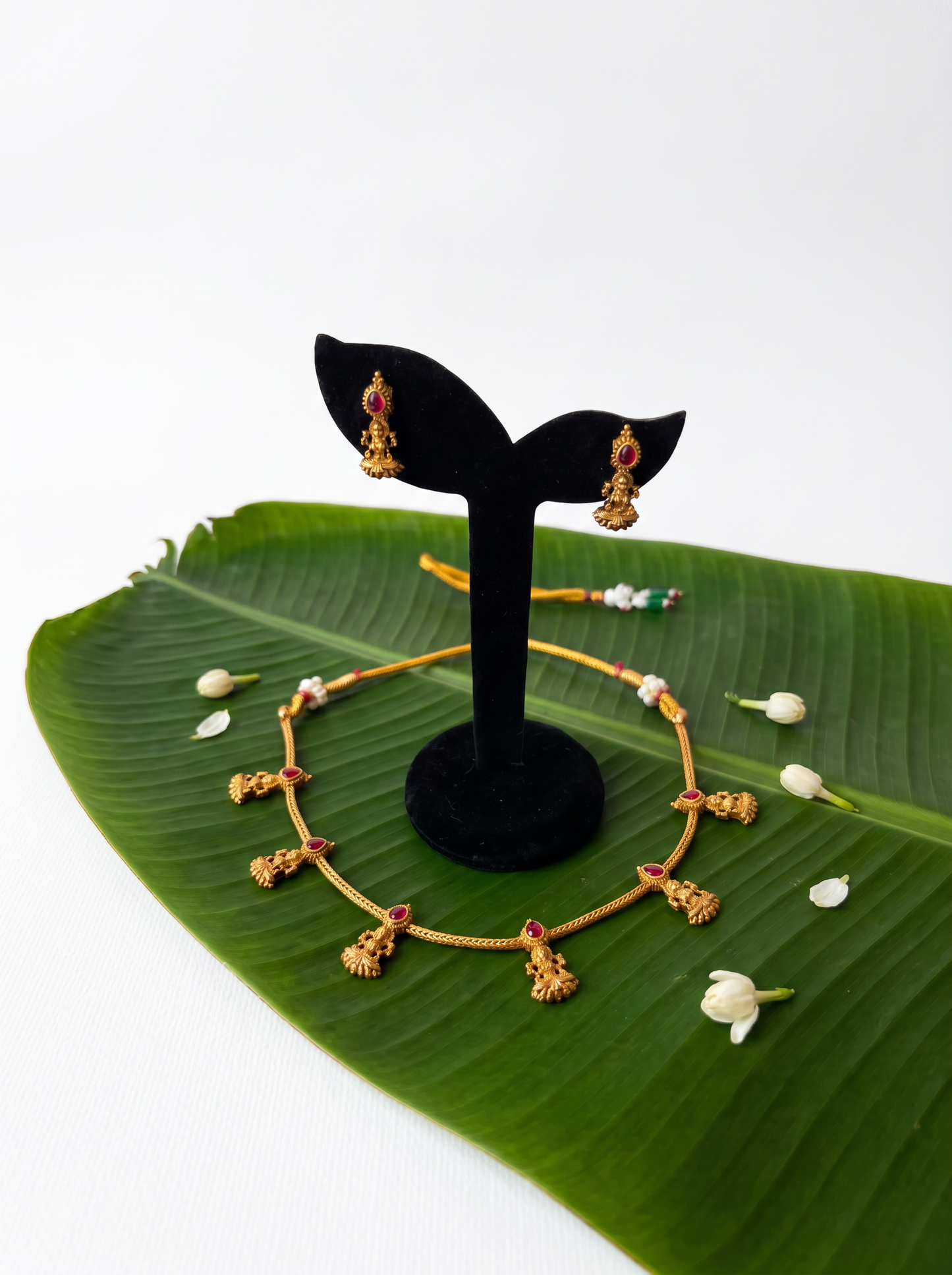 Lakshmi Vaibhavi Necklace Set