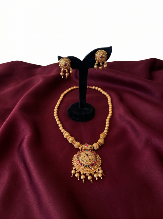 Navya Antique Pendant Set