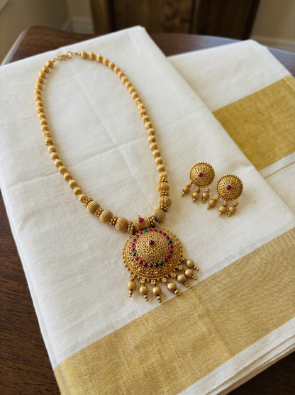 Navya Antique Pendant Set